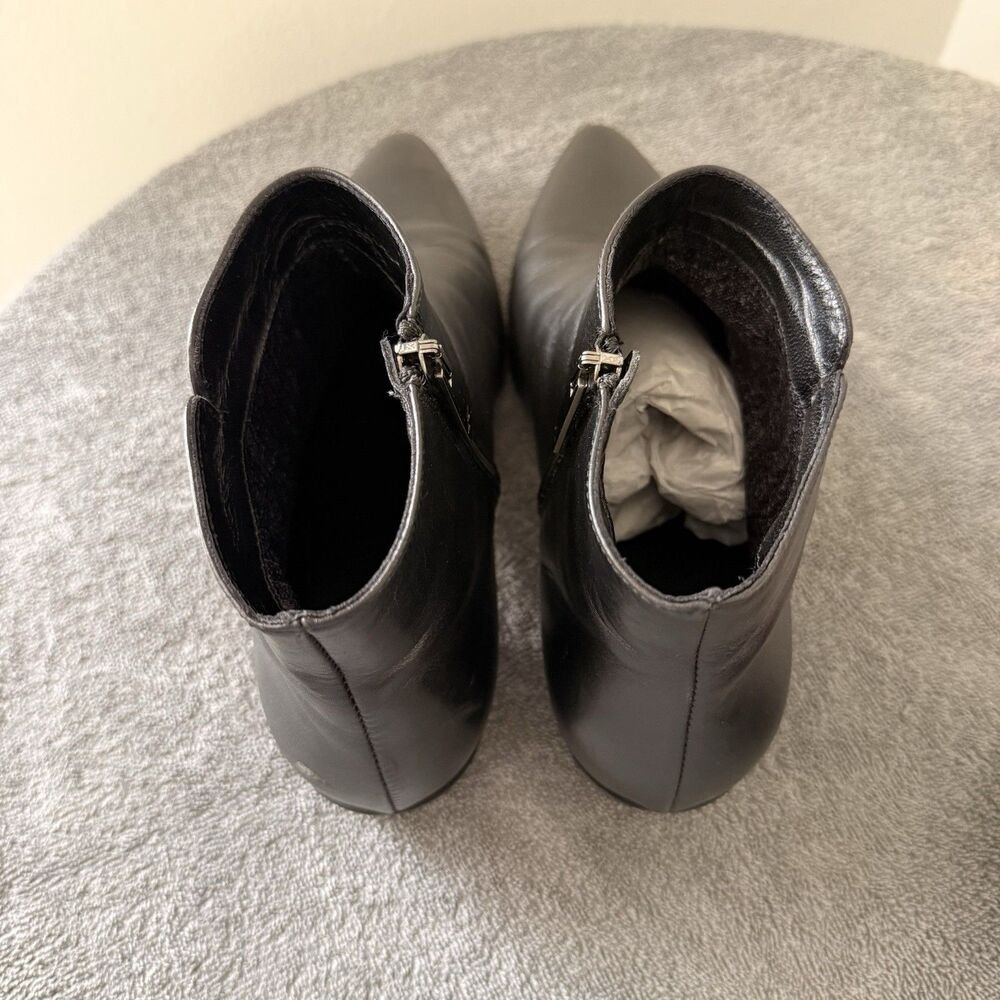 Aquatalia Italian Black Patent Leather Side Zipper Pointed Toe Ankle Boot Size 9 - Picture 6 of 10